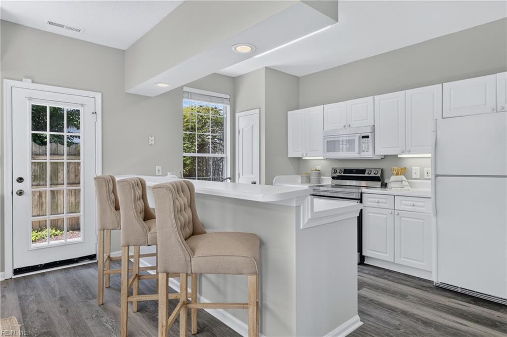 1833 Staple Inn Dr Property Photo 12