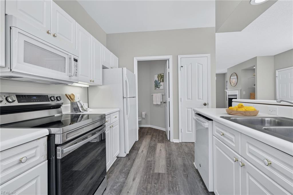 1833 Staple Inn Dr Property Photo 15