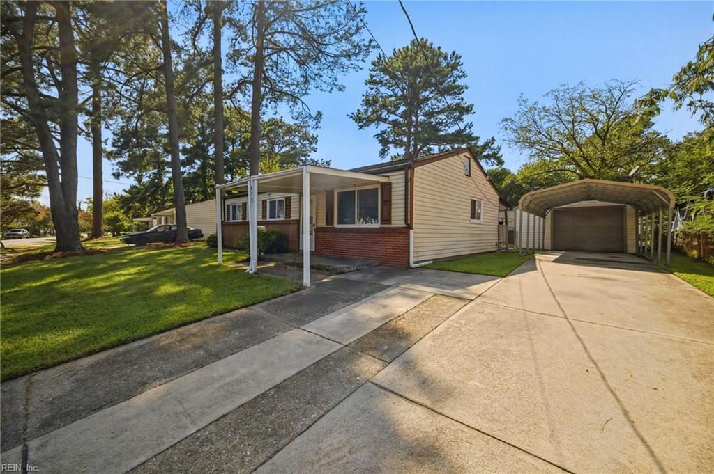 837 Trice Ter Property Photo 3
