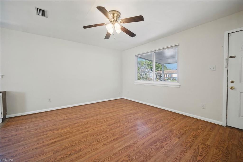 837 Trice Ter Property Photo 6