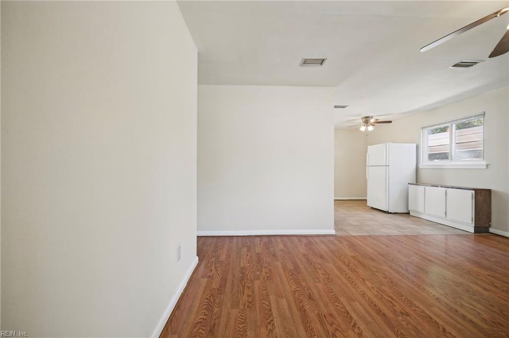837 Trice Ter Property Photo 12