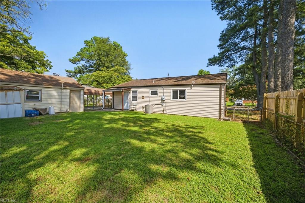 837 Trice Ter Property Photo 22
