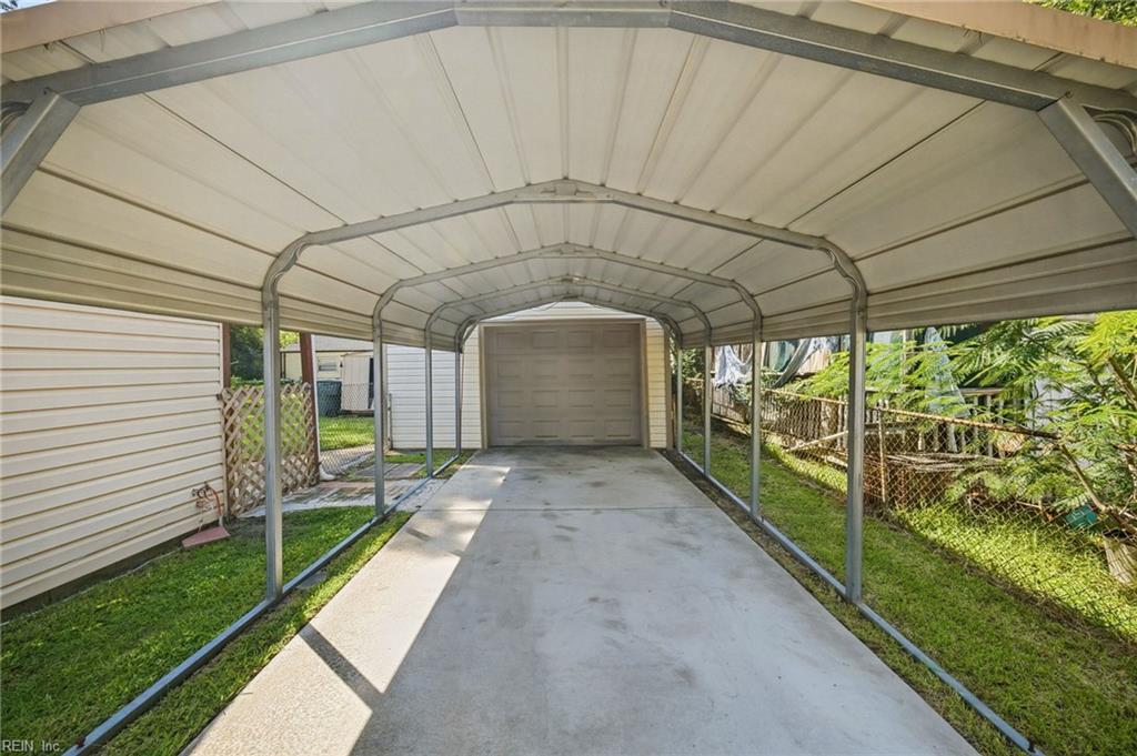 837 Trice Ter Property Photo 23