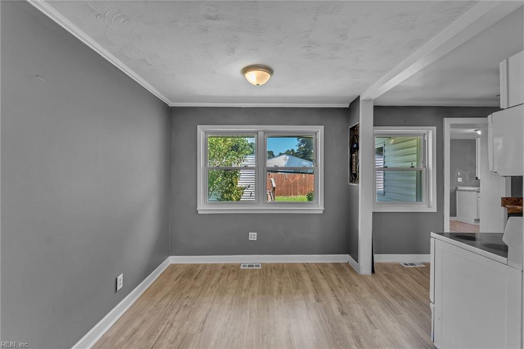 2440 Dominion Ave Property Photo 14