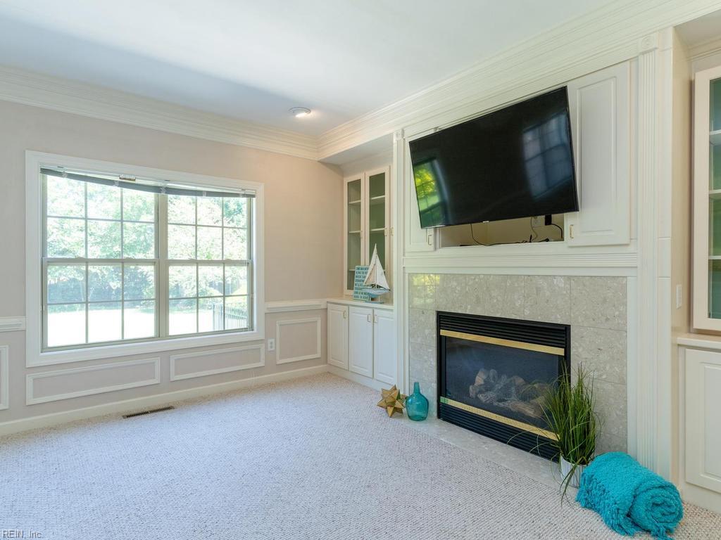 138 Greengable Way Property Photo 13