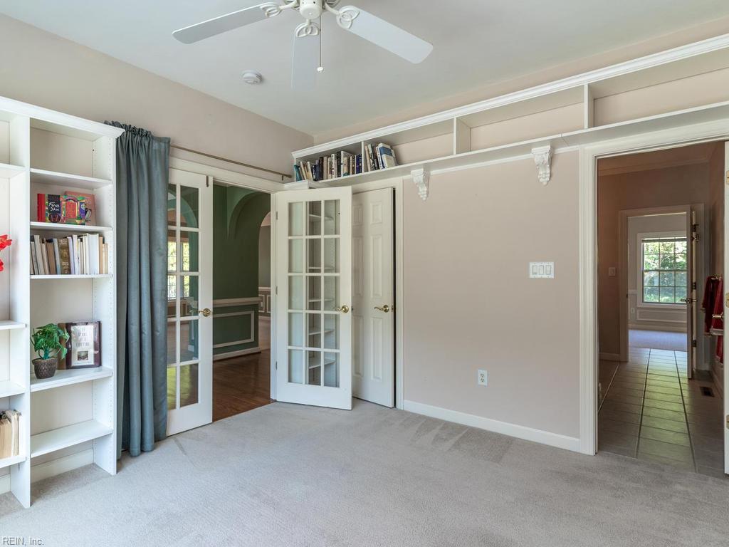 138 Greengable Way Property Photo 15