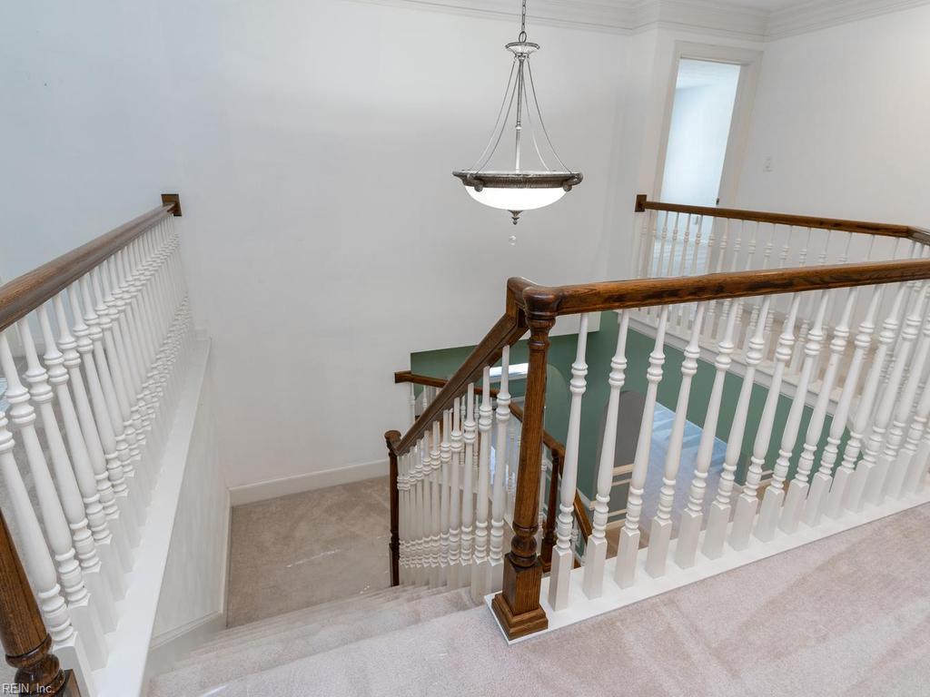 138 Greengable Way Property Photo 17