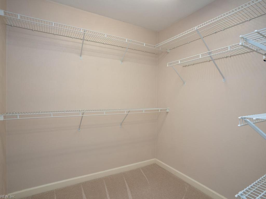 138 Greengable Way Property Photo 26