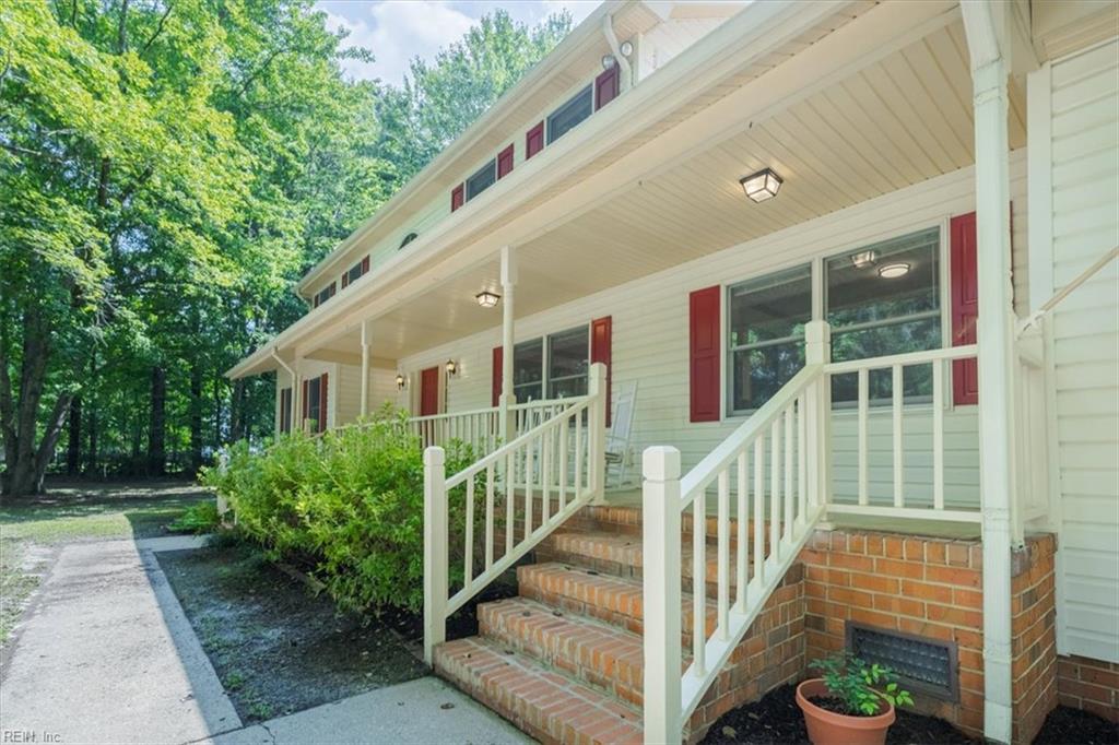 1204 Murray Dr Property Photo 4