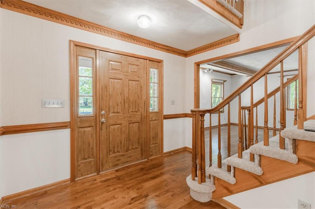 1204 Murray Dr Property Photo 5