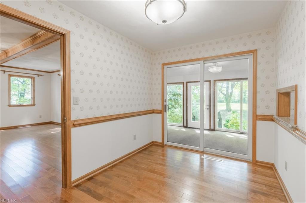 1204 Murray Dr Property Photo 8