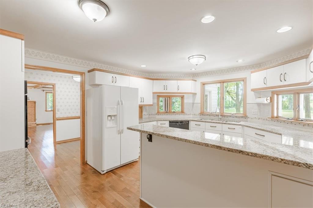 1204 Murray Dr Property Photo 17