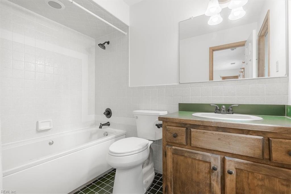 1204 Murray Dr Property Photo 25