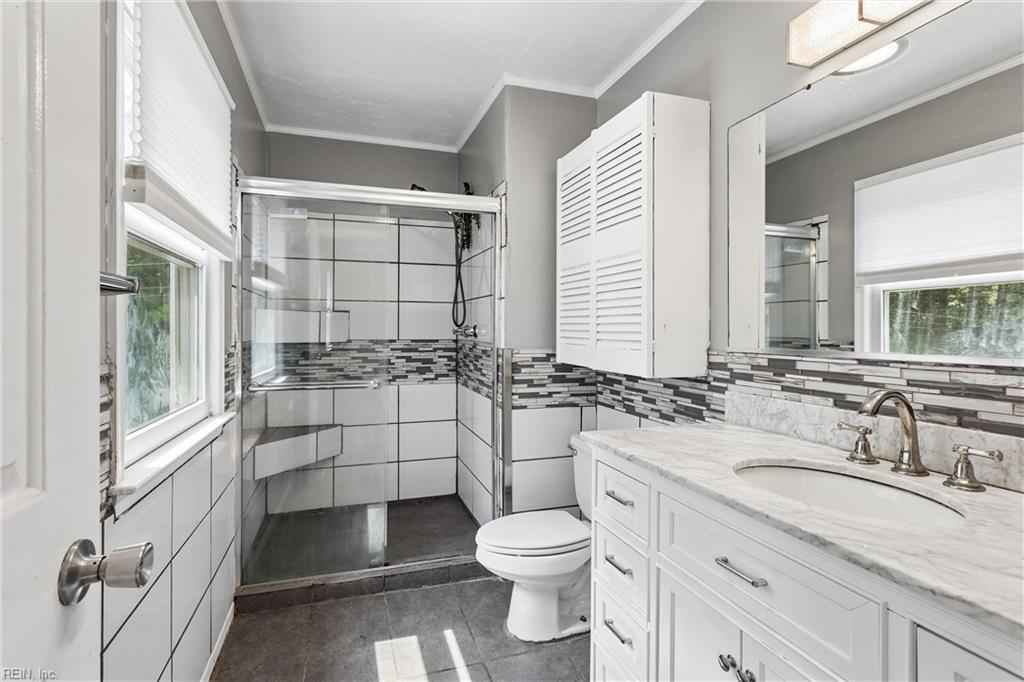 28 Holly St Property Photo 30