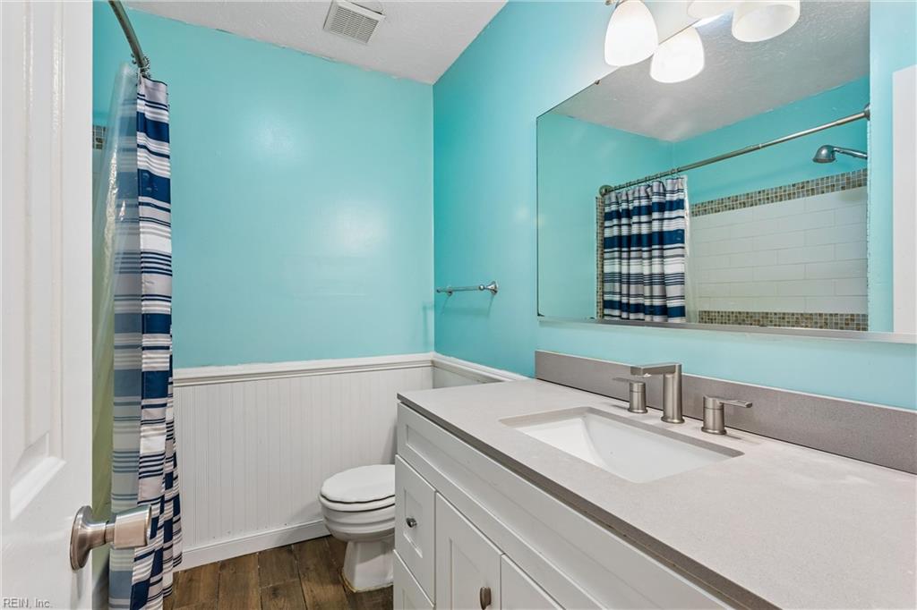 28 Holly St Property Photo 32