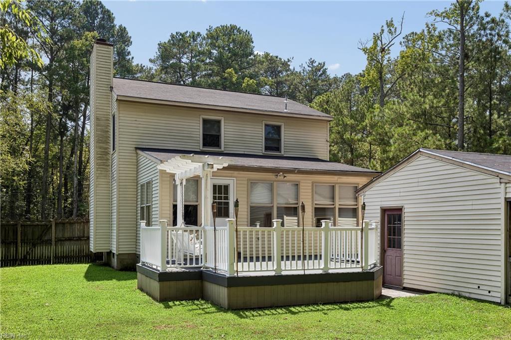 28 Holly St Property Photo 41