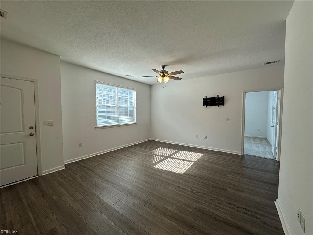5041 Hawkins Mill Way Property Photo 4