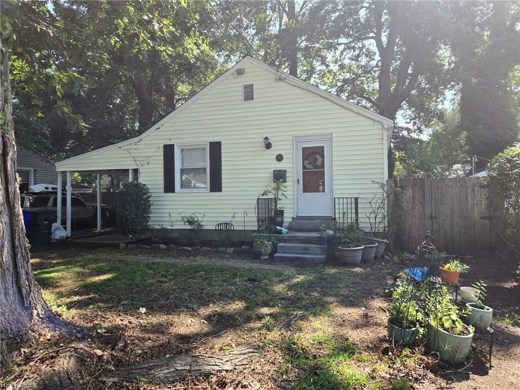 425 Lenox Ave Property Photo 1