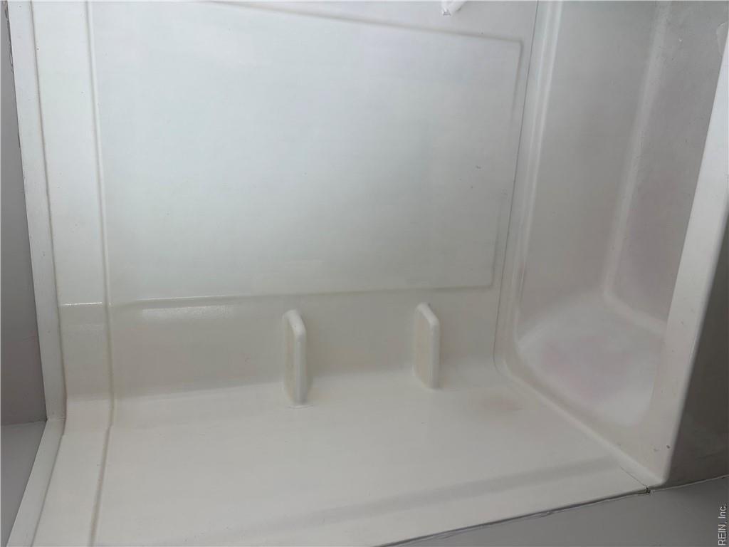 1112 36 St Property Photo 11