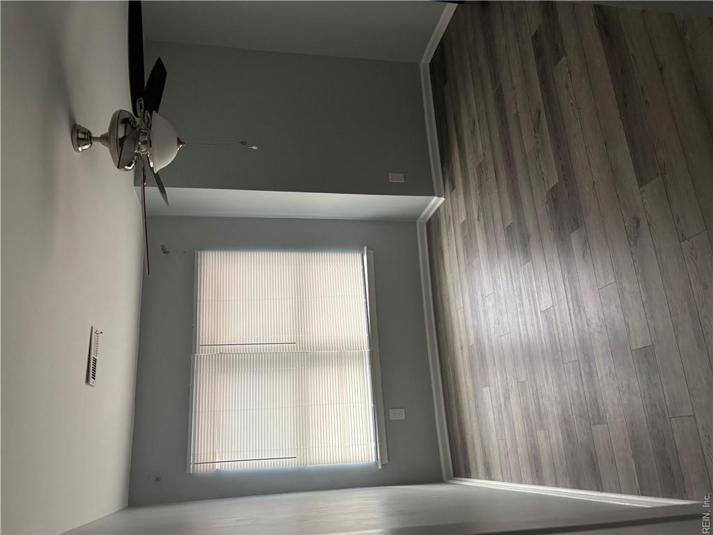 1563 N King St Property Photo 6
