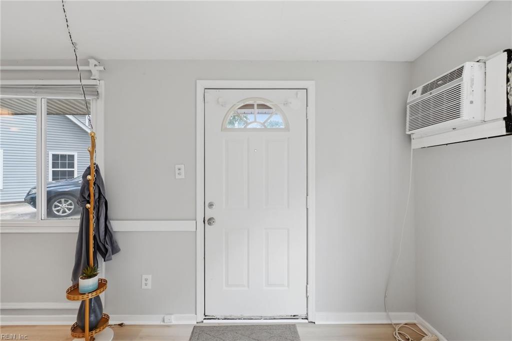 2501 Harling Dr Property Photo 2