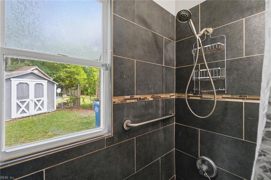 2501 Harling Dr Property Photo 8