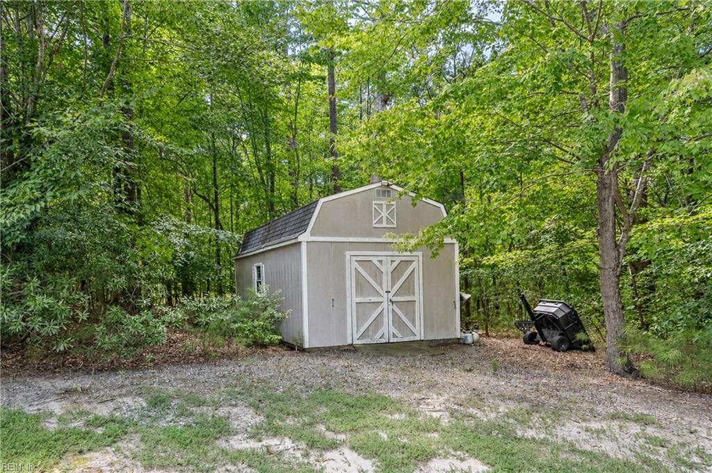 195 Stanley Ct Property Photo 42