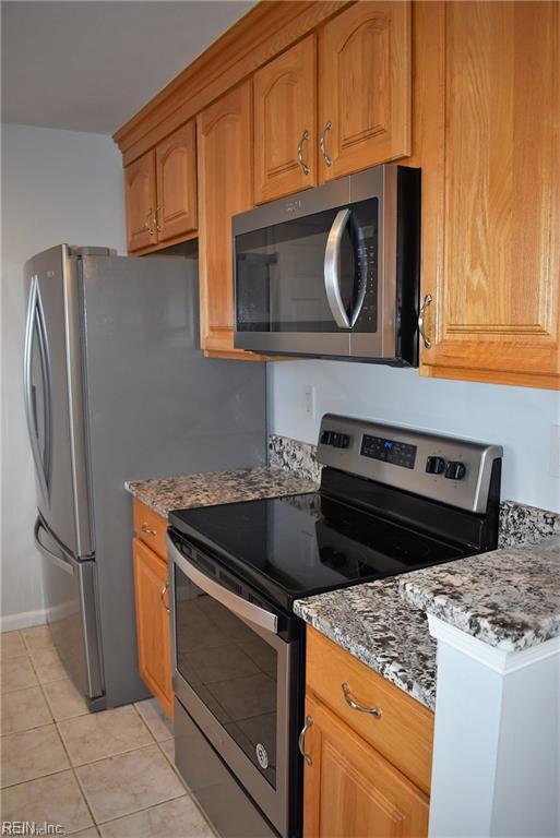 413 Harbour Pt Property Photo 6