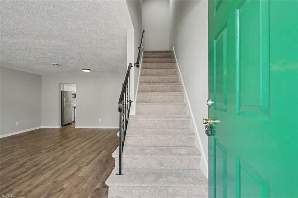 37 S Gawain Way Property Photo 5