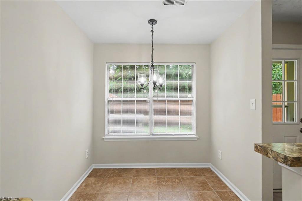 37 S Gawain Way Property Photo 17