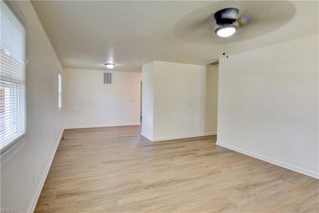 1005 Liston Ln Property Photo 5