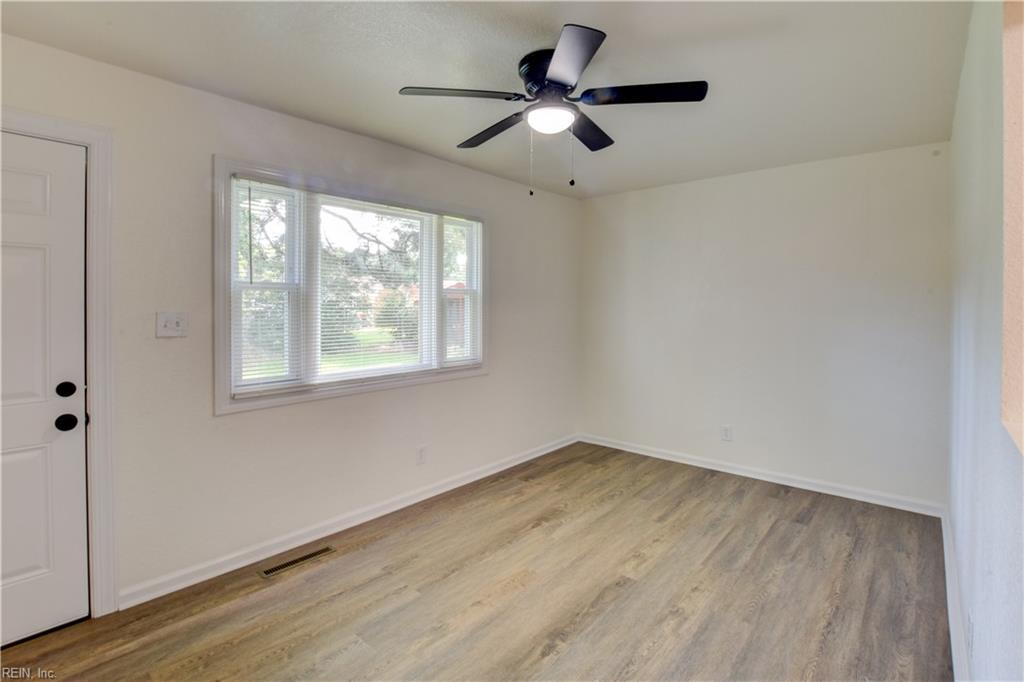 1005 Liston Ln Property Photo 11