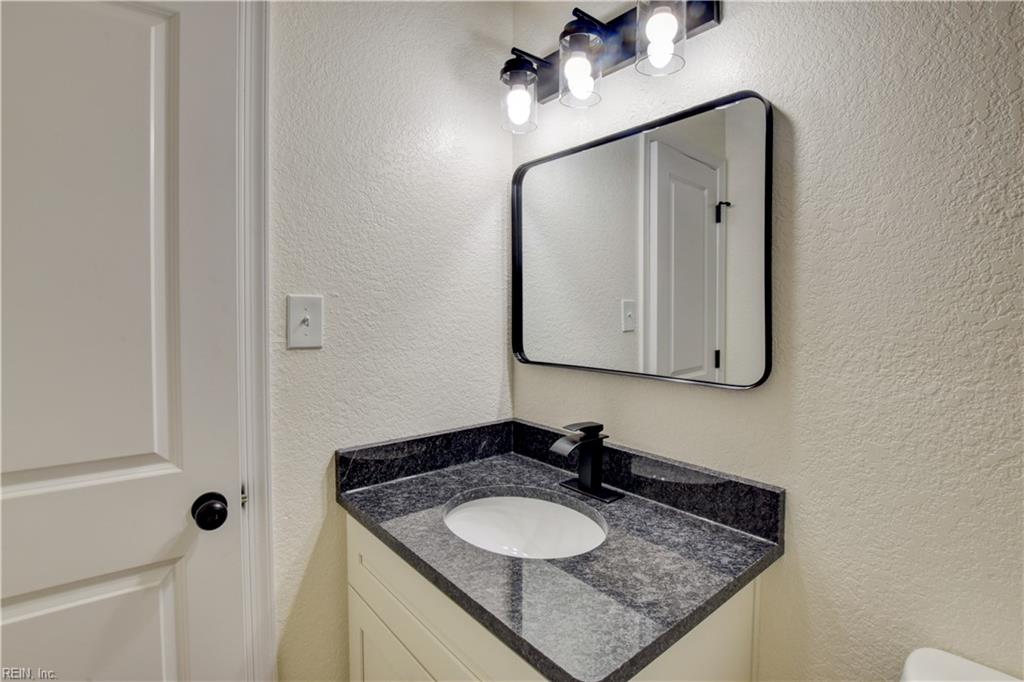 1005 Liston Ln Property Photo 19