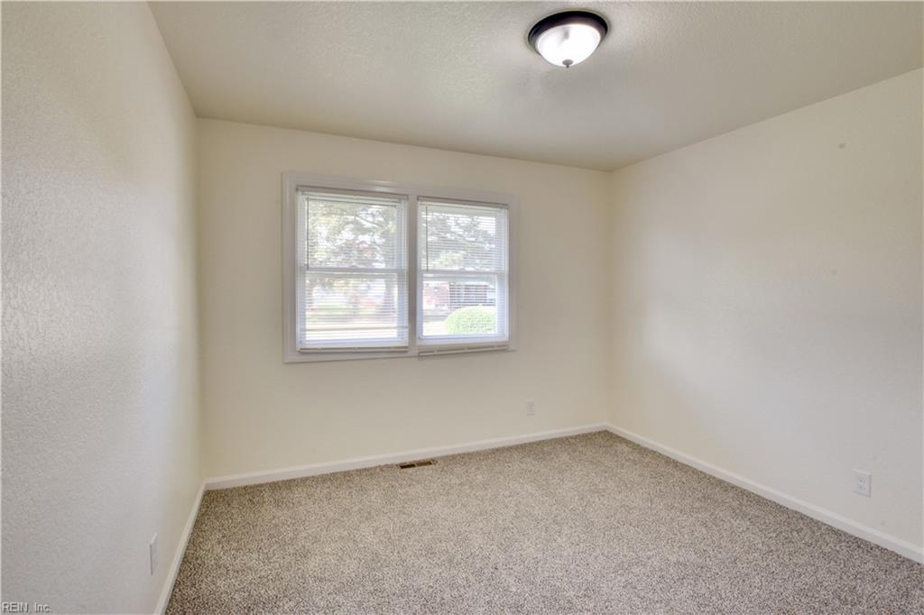 1005 Liston Ln Property Photo 22