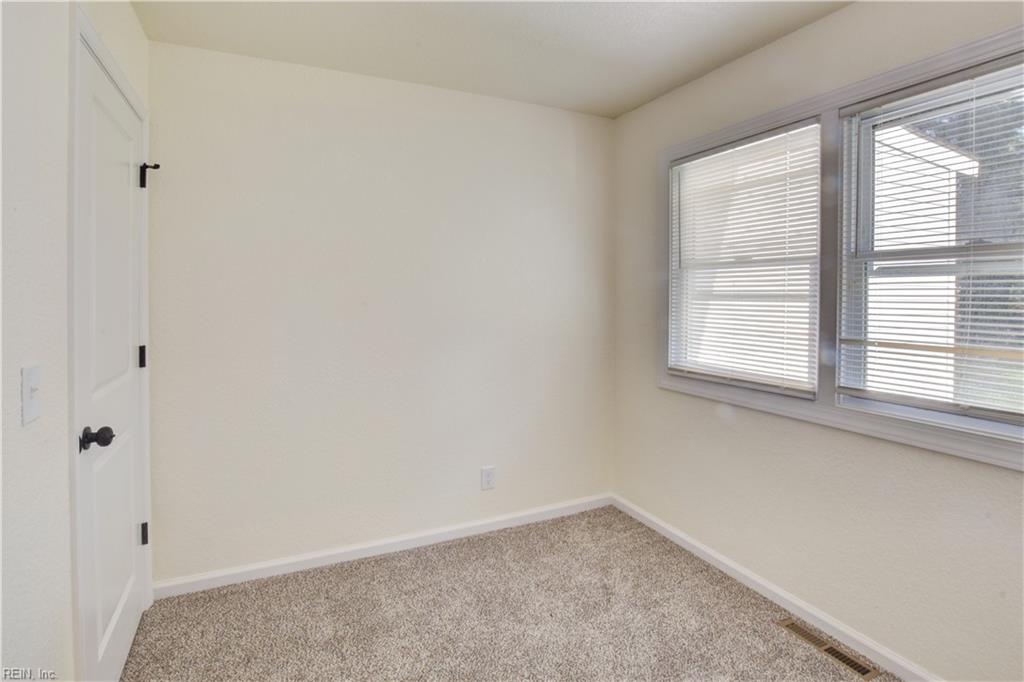 1005 Liston Ln Property Photo 24