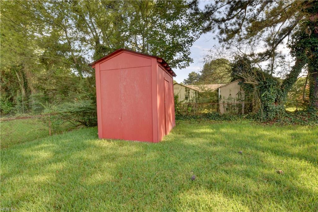 1005 Liston Ln Property Photo 32