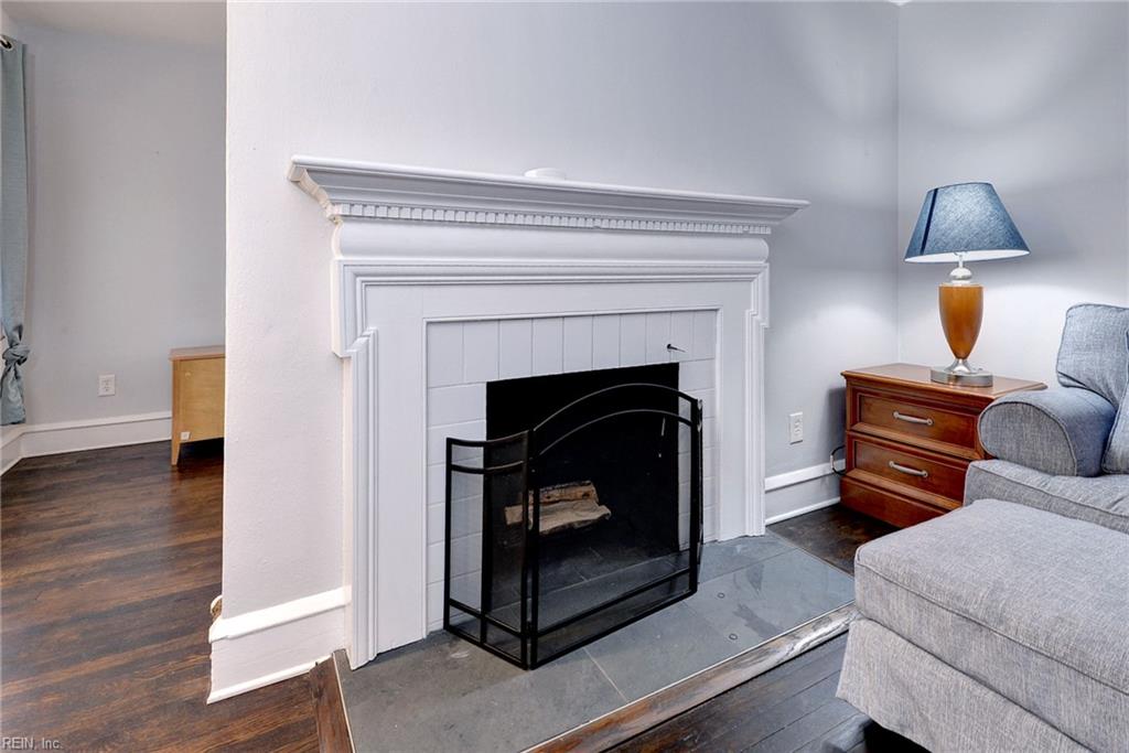 135 Pochin Pl Property Photo 8