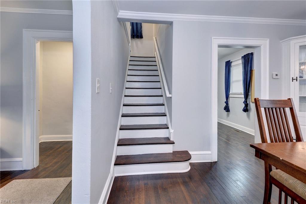 135 Pochin Pl Property Photo 13