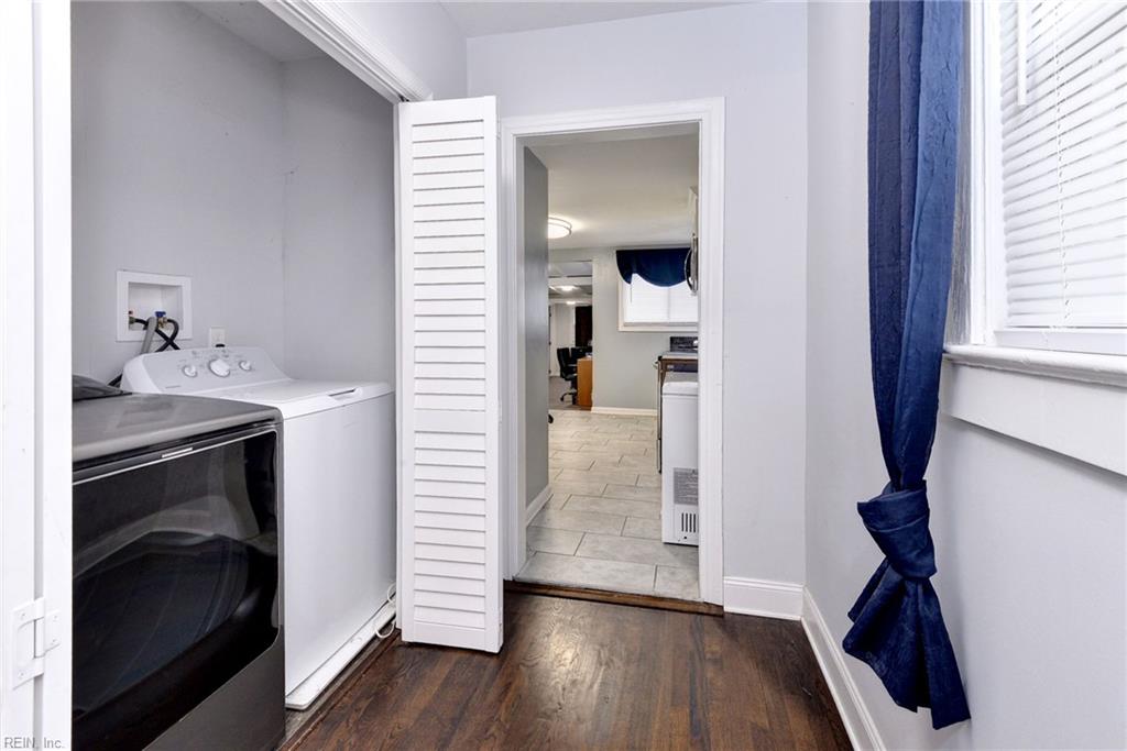 135 Pochin Pl Property Photo 14