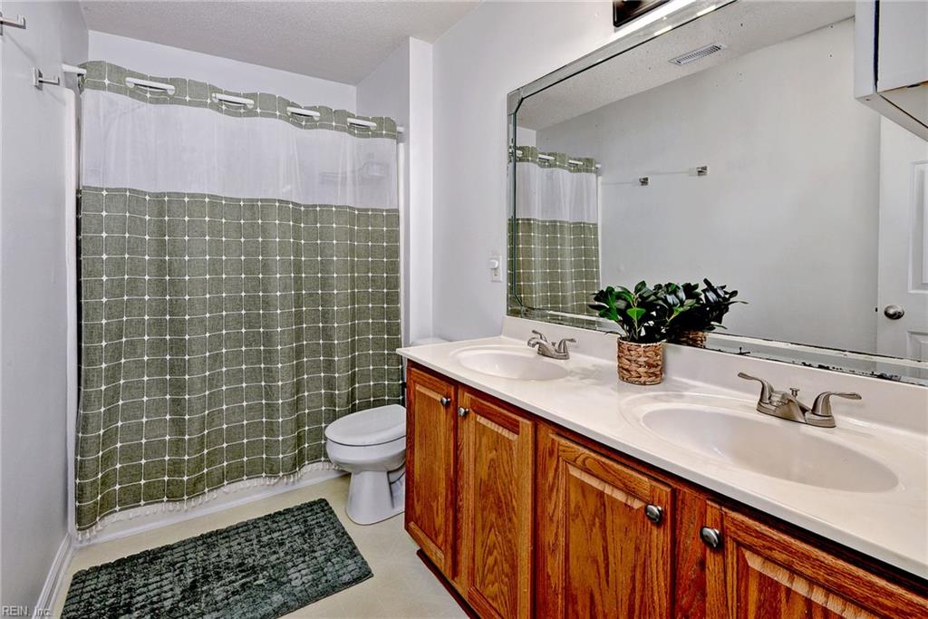 2232 Flowerdew Ct Property Photo 28