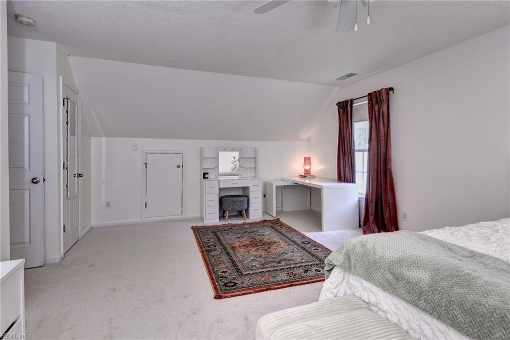 2232 Flowerdew Ct Property Photo 33