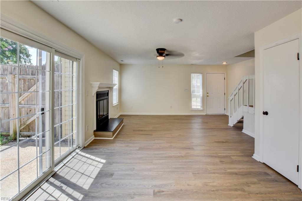 604 Oleander Cir Property Photo 8