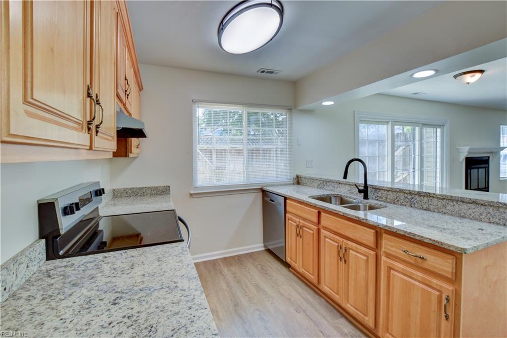 604 Oleander Cir Property Photo 18