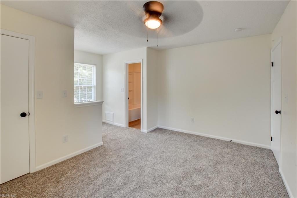 604 Oleander Cir Property Photo 27