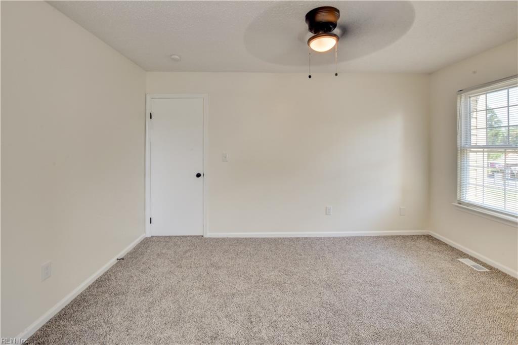604 Oleander Cir Property Photo 36