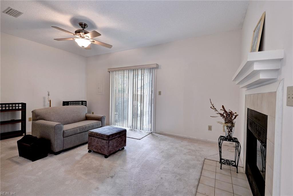 1324 Stillwater Court Ct Property Photo 9