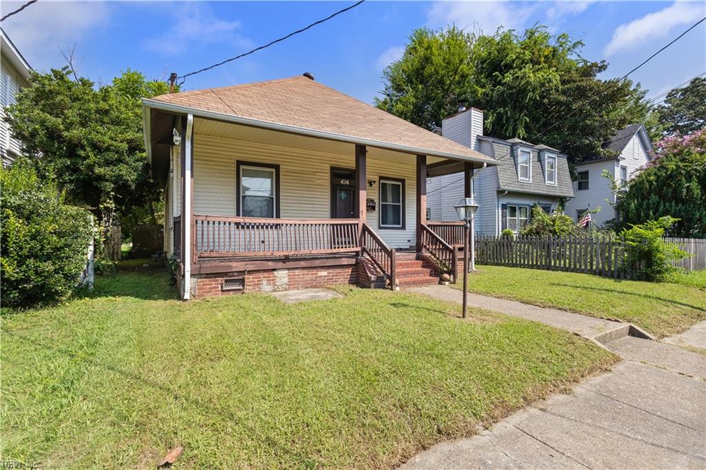 414 Lee St Property Photo 3