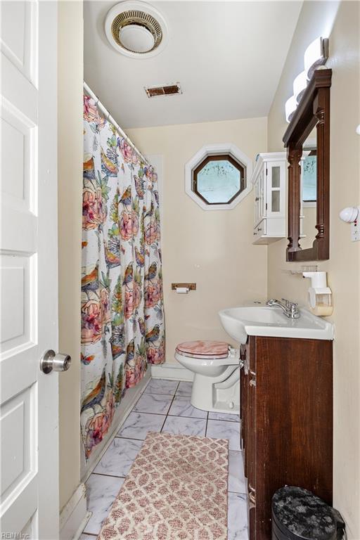 414 Lee St Property Photo 15