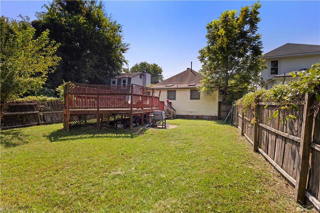 414 Lee St Property Photo 22