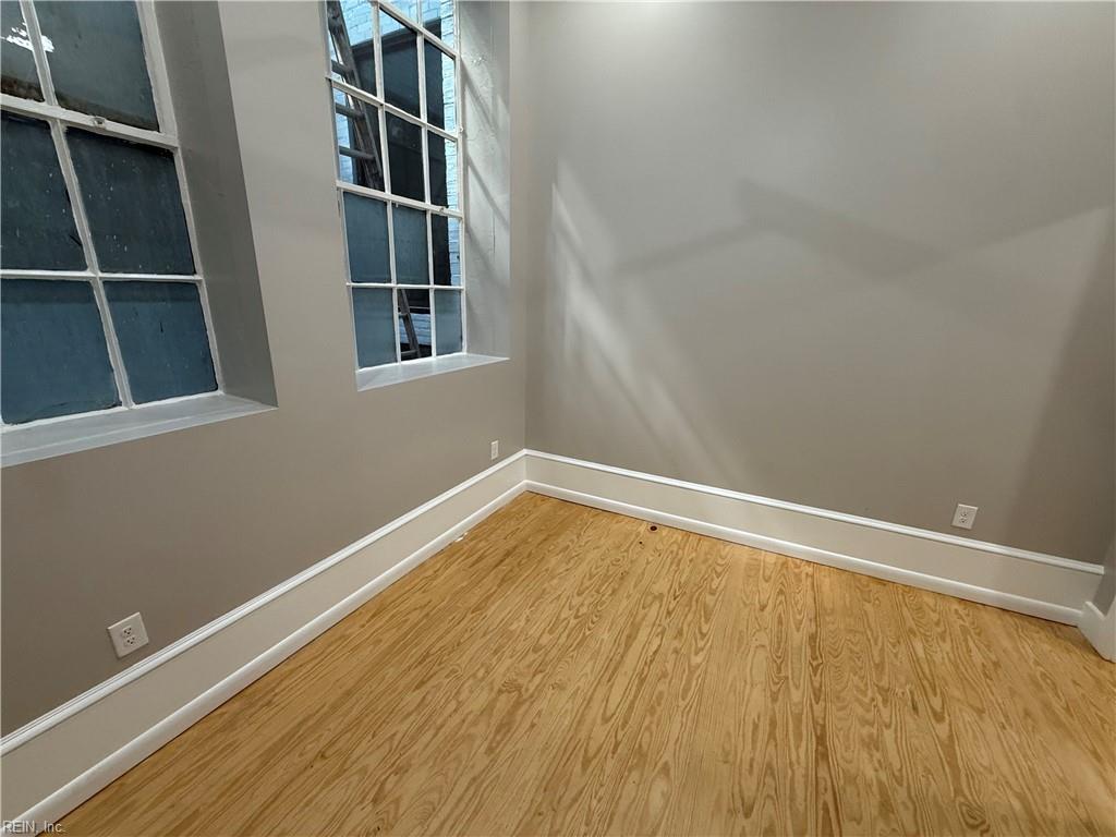 332 34th St Property Photo 6